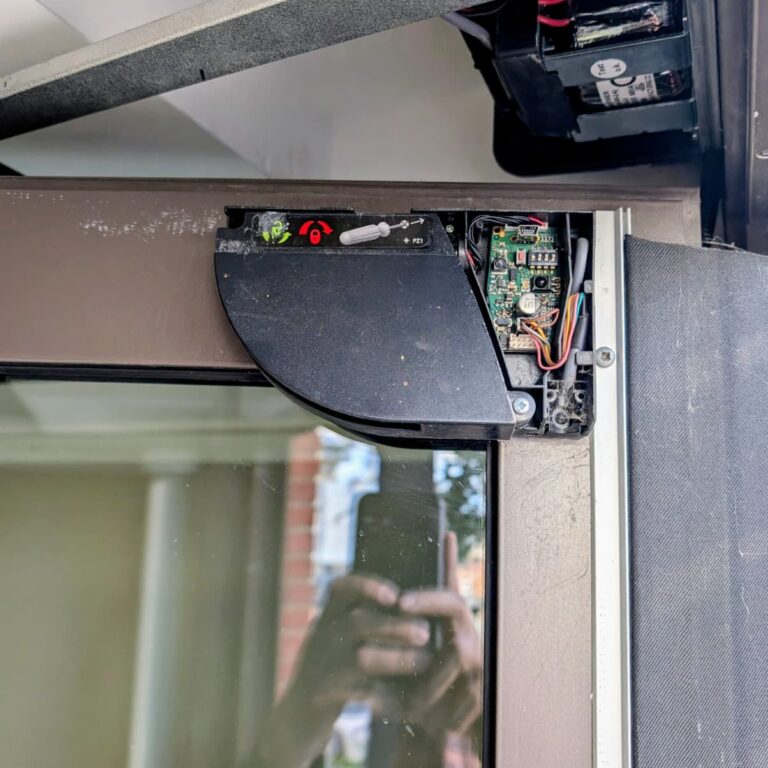 auto doors gates access control door entry intercom installers london essex bs en 16005