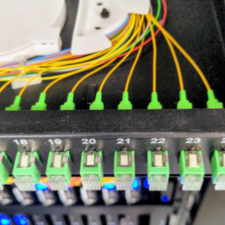 fiber network data datacentre installers london hertfordshire south east essex kent