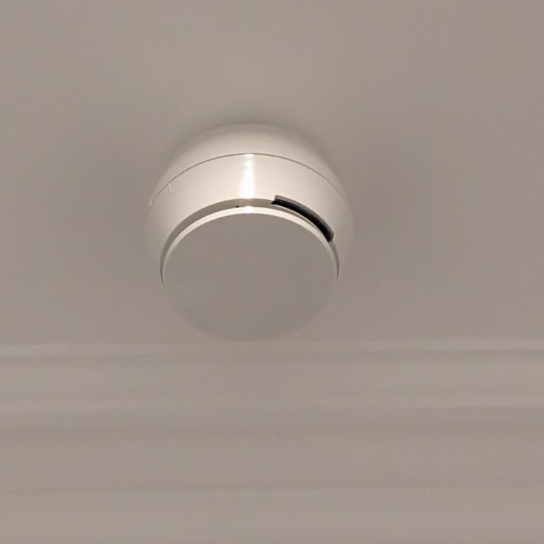 fire alarm installers smart intruder alarm london essex hertfordshire kent south east